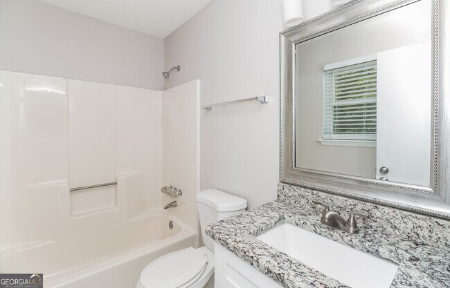 Building Photo - 3020 Creel Rd