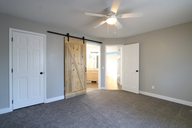 Building Photo - 9663 N Ptarmigan Dr