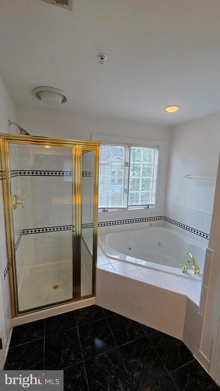 Building Photo - 8021 Kidwell Town Ct