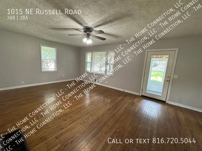 Building Photo - 1015 NE Russell Rd.