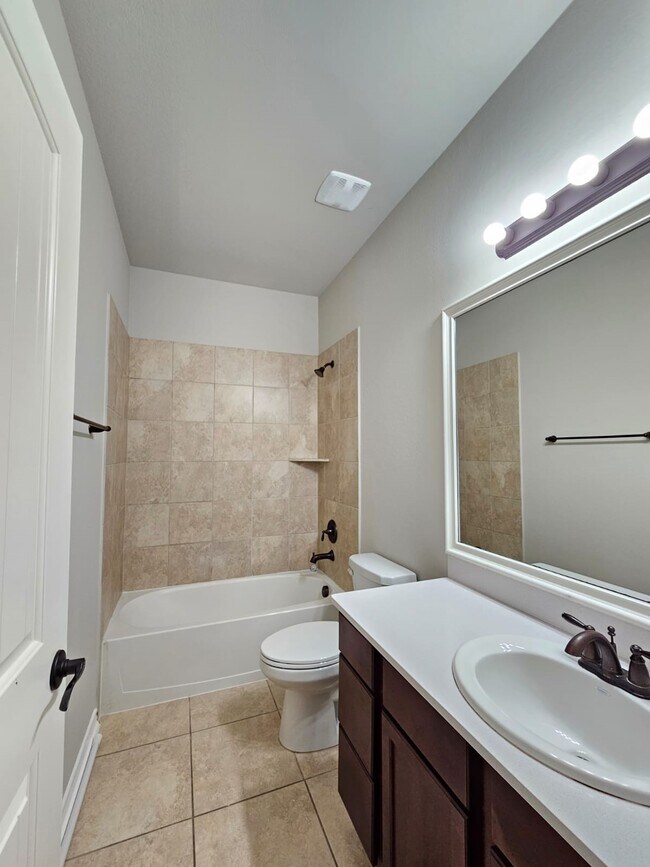 Building Photo - 3618 Diamond Creek Dr