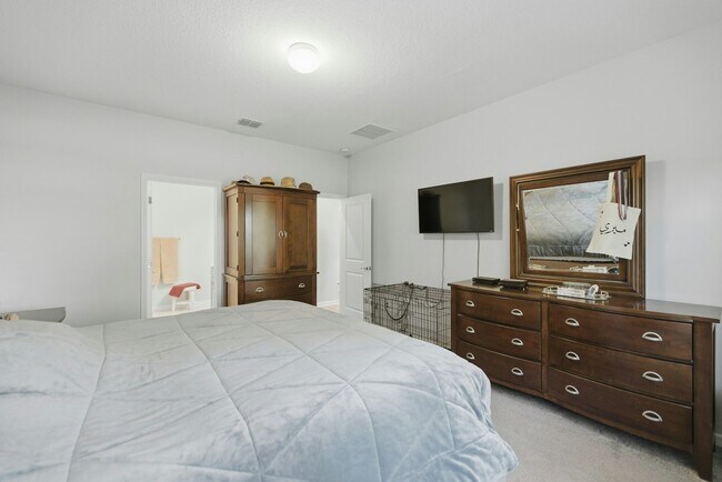 Building Photo - 5584 SW 85th Ave Rd