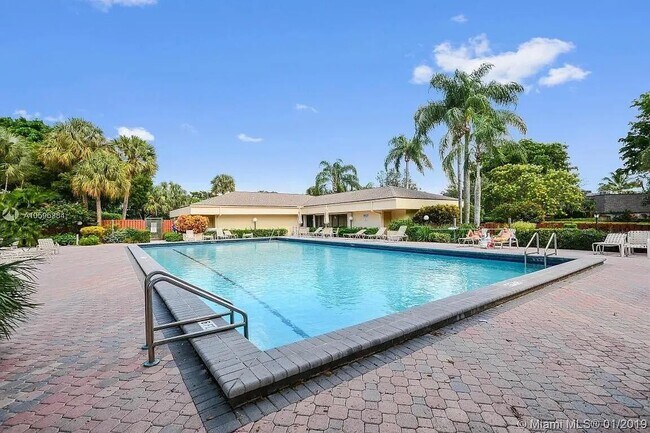 Building Photo - 2899 SW 22nd Cir