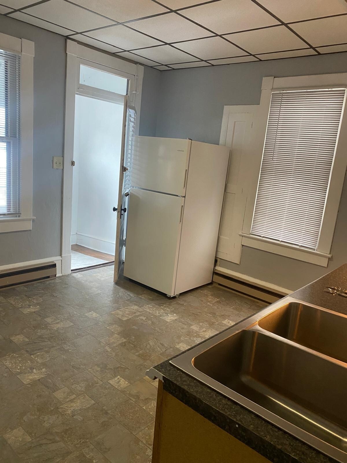 Building Photo - 104 S 4th St