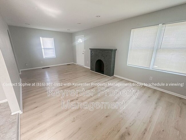 Building Photo - 3713 Wood Ave