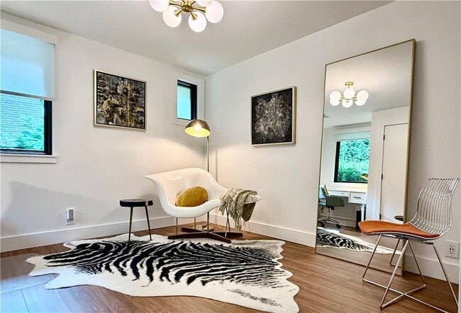 Building Photo - 1904 Lenox Rd NE