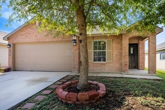 Building Photo - 8438 Silver Willow