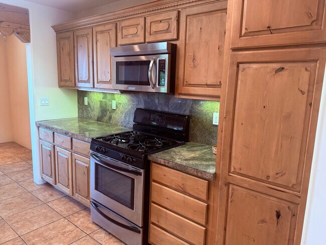 Building Photo - 54 Encantado Loop