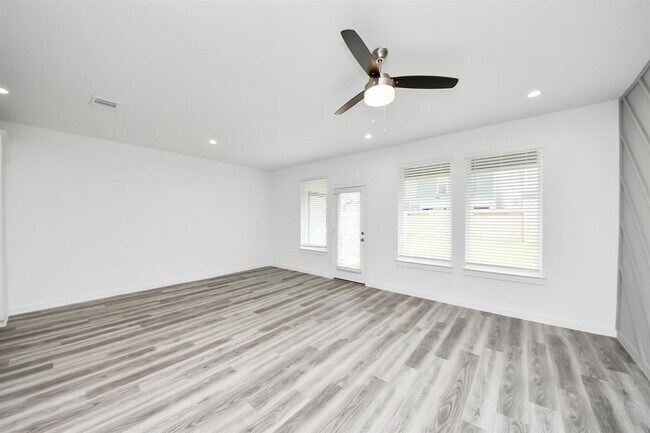 Building Photo - 2931 Amherst Mdw Ln