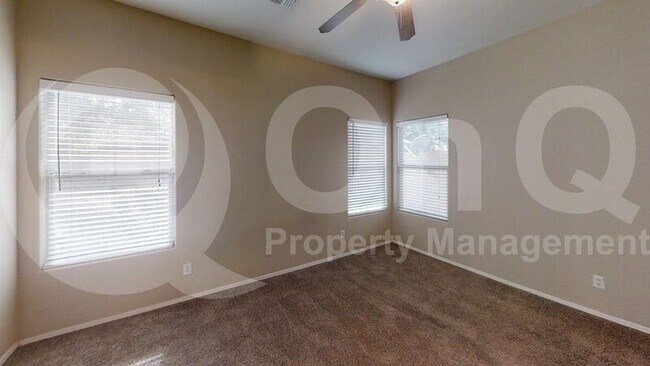 Building Photo - 807 W Sunset Ave