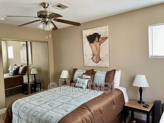 Building Photo - 1401 Beaver Spring St