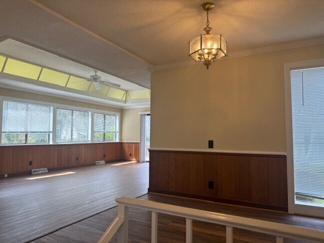 Building Photo - Great Experiences Are Just Around The Corner at Keener!