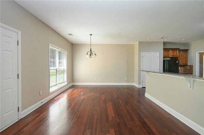 Building Photo - 129 Janney Cir