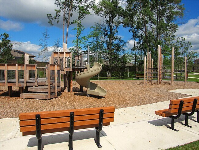 Building Photo - 14715 Peaceful Wy