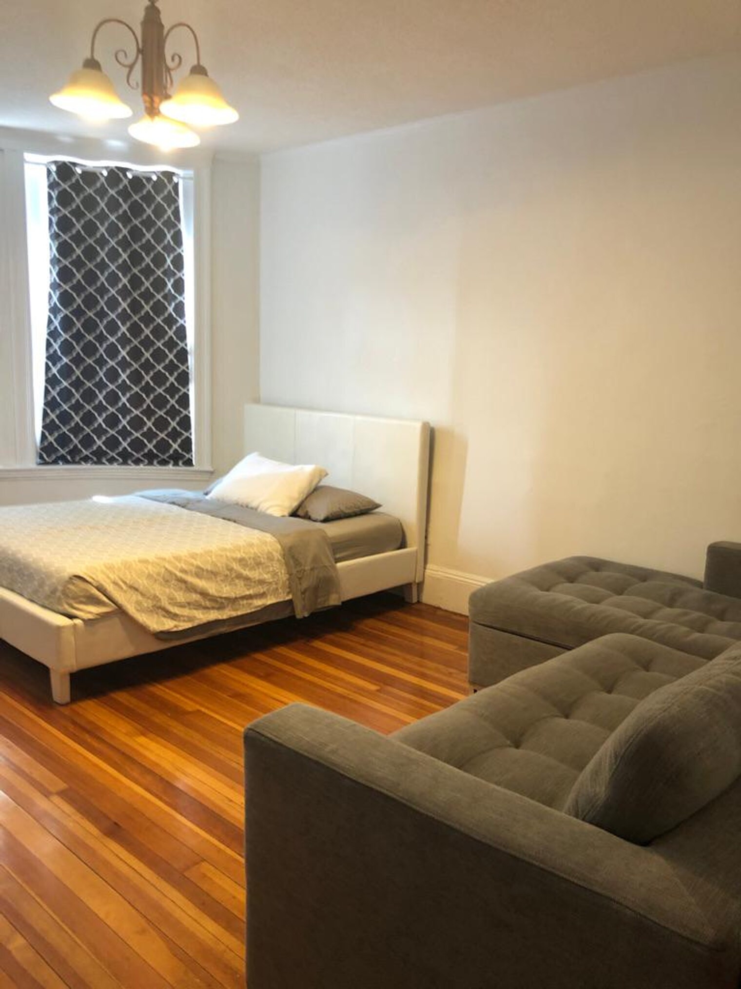 Building Photo - 41 Strathmore Rd