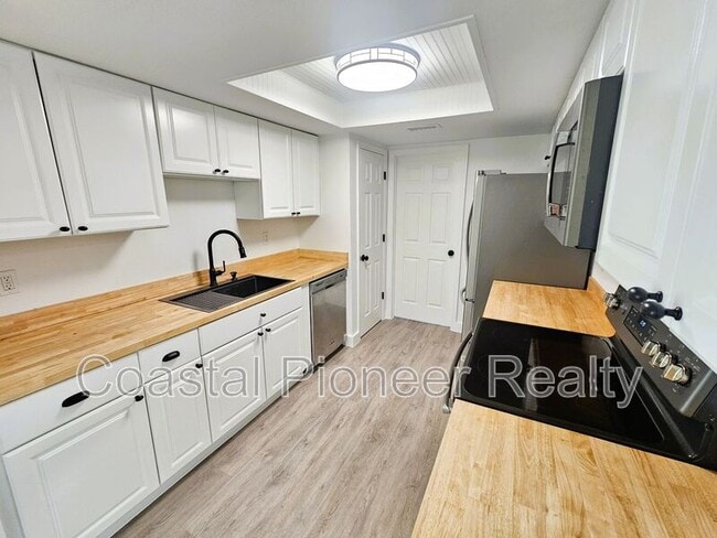 Building Photo - 12218 Shadow Ridge Blvd