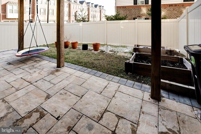 Building Photo - 14301 Ridge View Ln