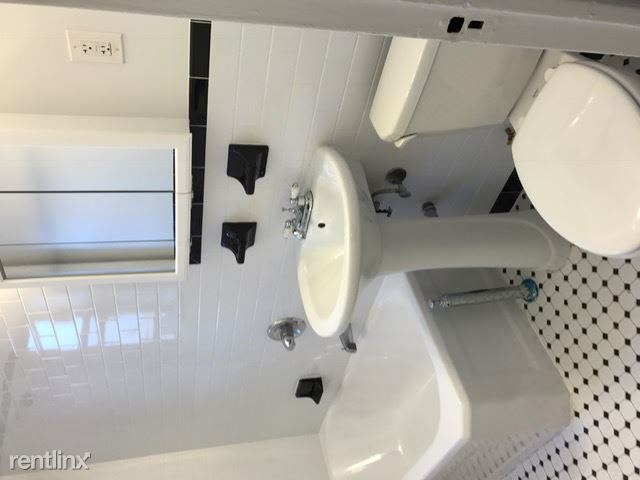 Building Photo - 6421 Booth St