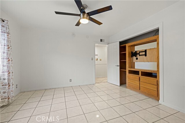 Building Photo - 10685 Ledeen Dr