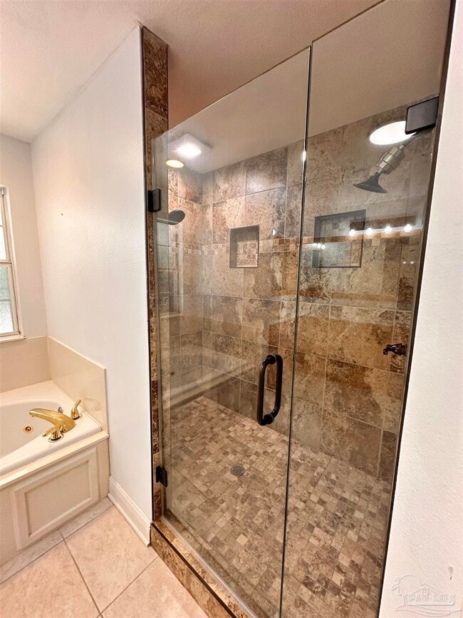 Building Photo - 9548 Lorikeet Ln