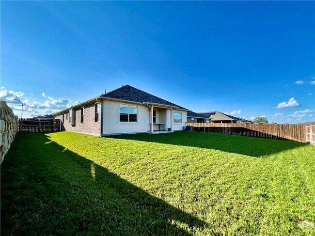 Building Photo - 18301 Calasetta Dr