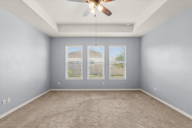 Building Photo - 3925 Green Sabal Dr