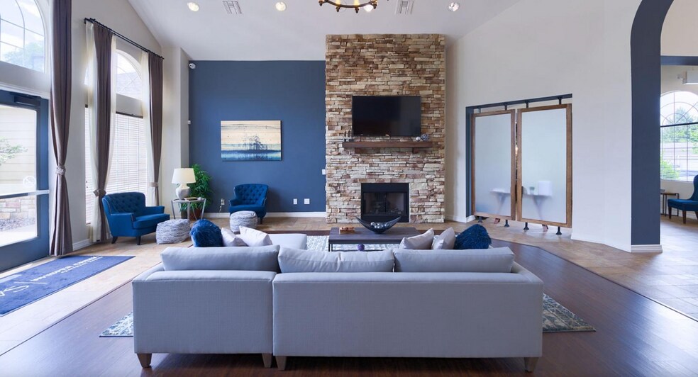 Building Photo - 3505 S Nelson Cir