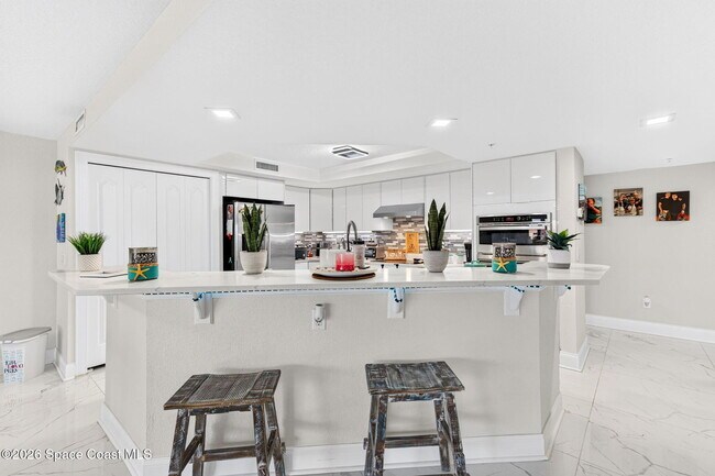 Building Photo - 123 Lancha Cir