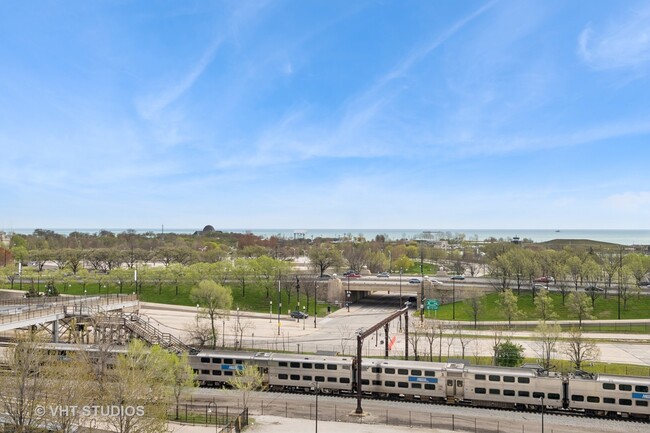 Building Photo - 1841 S Calumet Ave