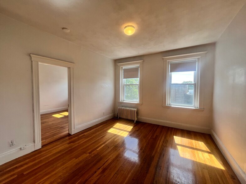 Primary Photo - 9A Egremont Rd