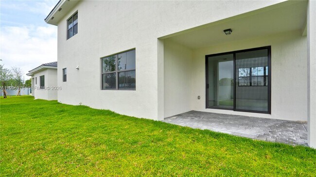 Building Photo - 20930 SW 96th Ct