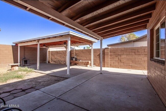 Building Photo - 7716 W Cora Ln
