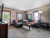 Building Photo - 679 Washington St