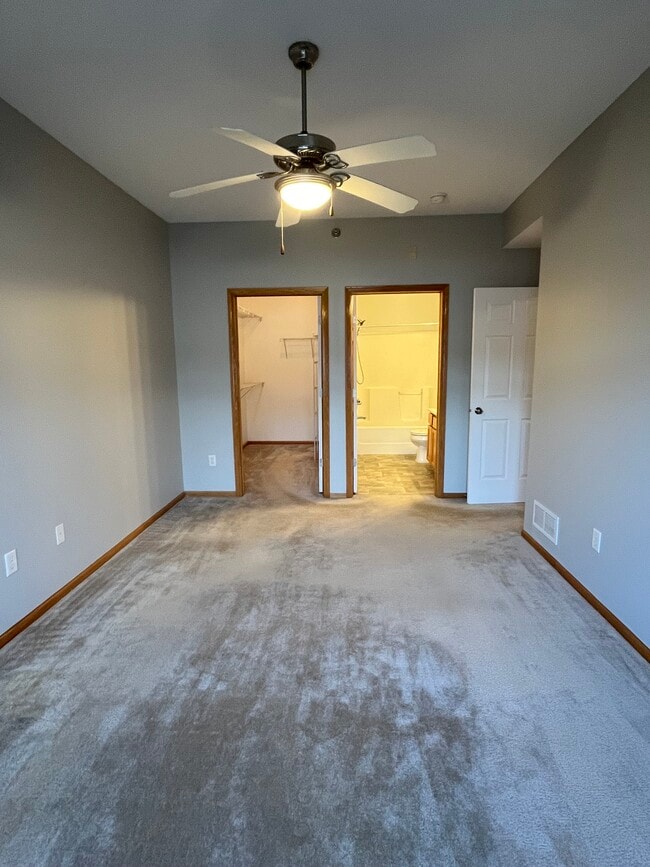 Building Photo - 1835 SW White Birch Cir