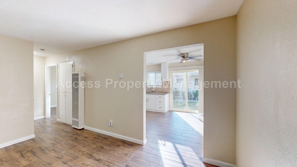 Building Photo - 1601 Carver Rd