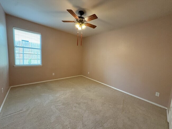 Building Photo - 9709 Gessner Dr