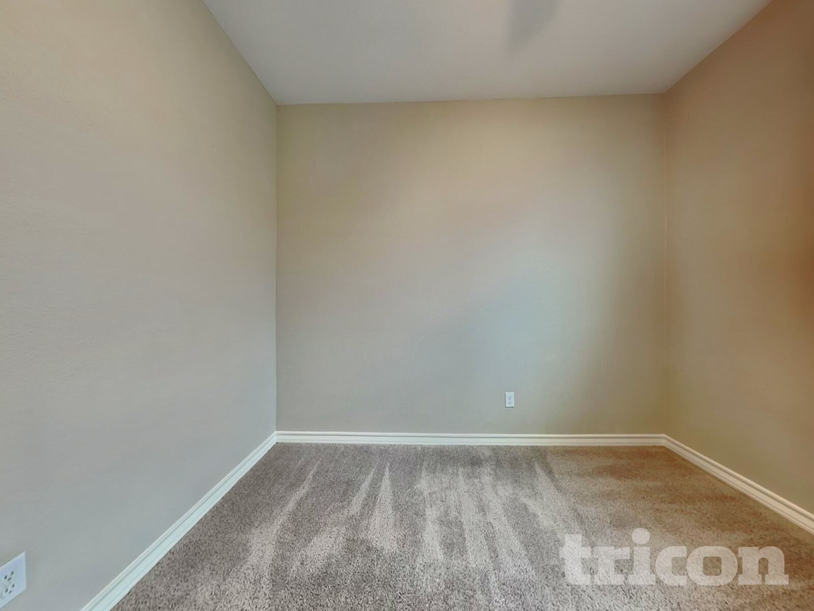 Building Photo - 241 Mary Max Cir