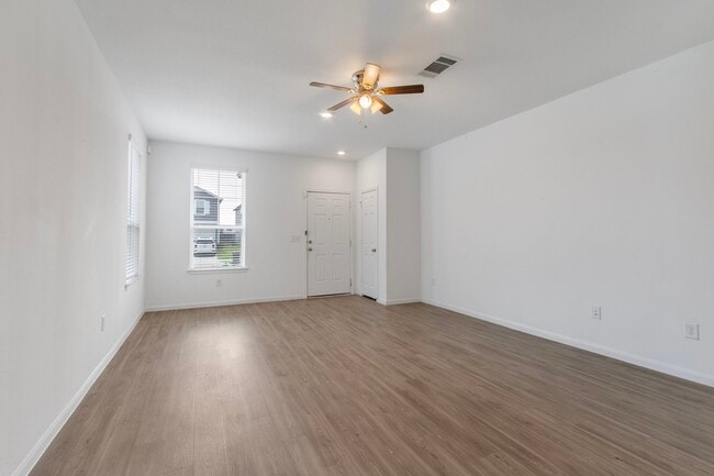 Building Photo - 17714 Winnower Ln