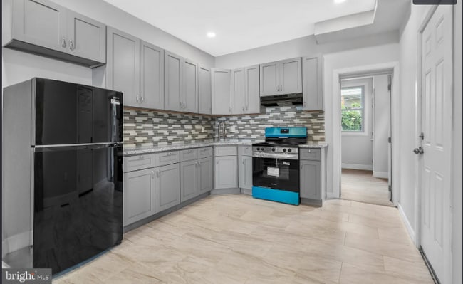 Building Photo - 2418 N 16th St