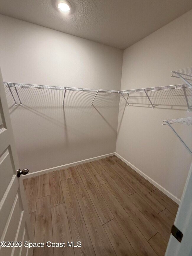 Building Photo - 1434 Garabaldi Cir SE