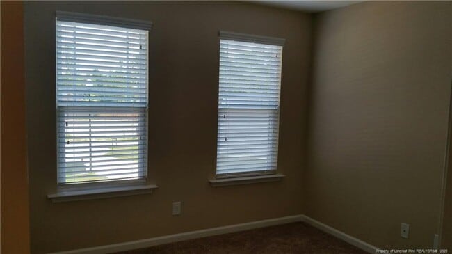 Building Photo - 100 Burr Oak Cir