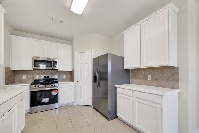 Building Photo - 2708 Calico Creek Ln