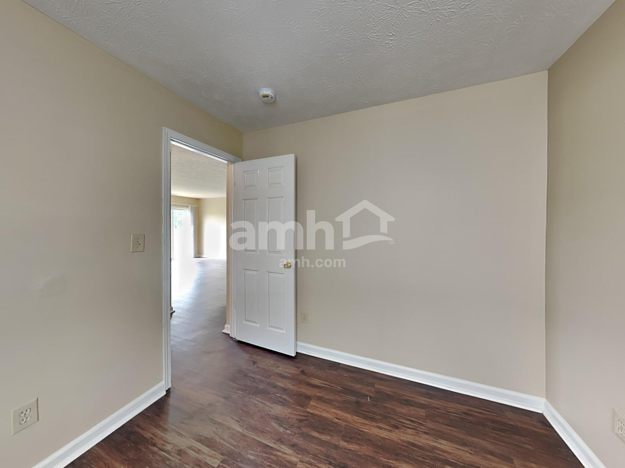 Building Photo - 8103 Chesterhill Ln