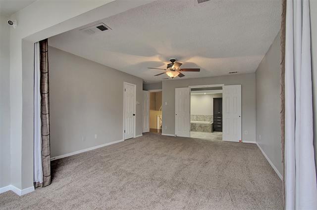 Building Photo - 2933 Country Pl Cir