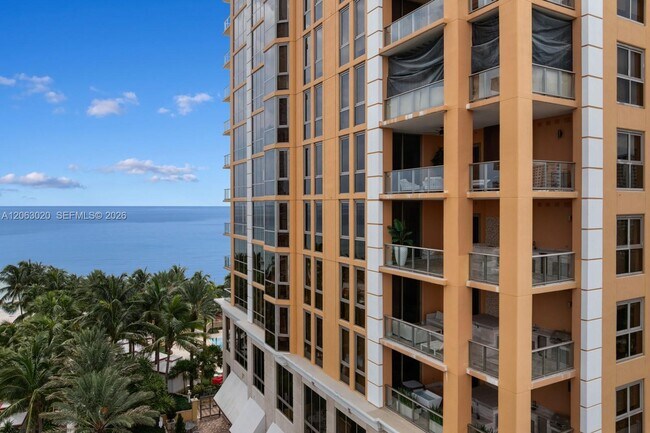 Building Photo - 17749 Collins Ave