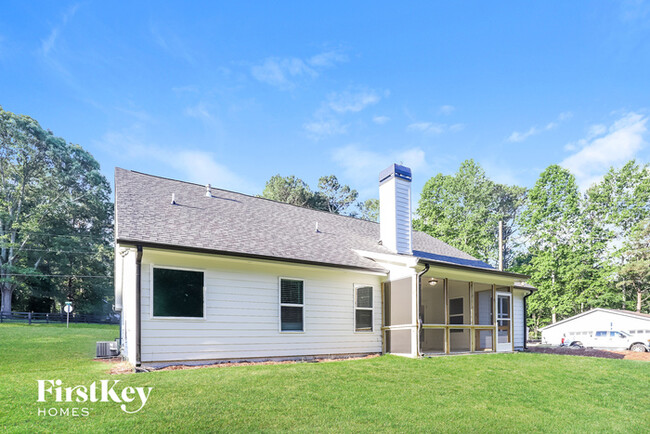 Building Photo - 7110 Lawson Dr
