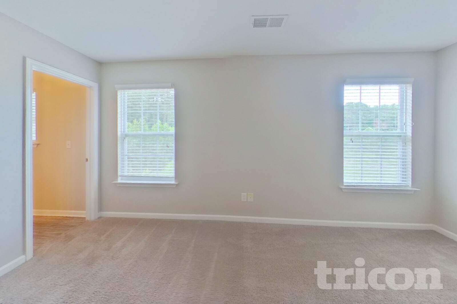 Building Photo - 304 Longfellows Ln