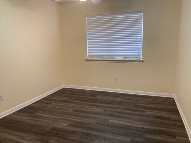 Building Photo - 19611 Cypress Bough Dr