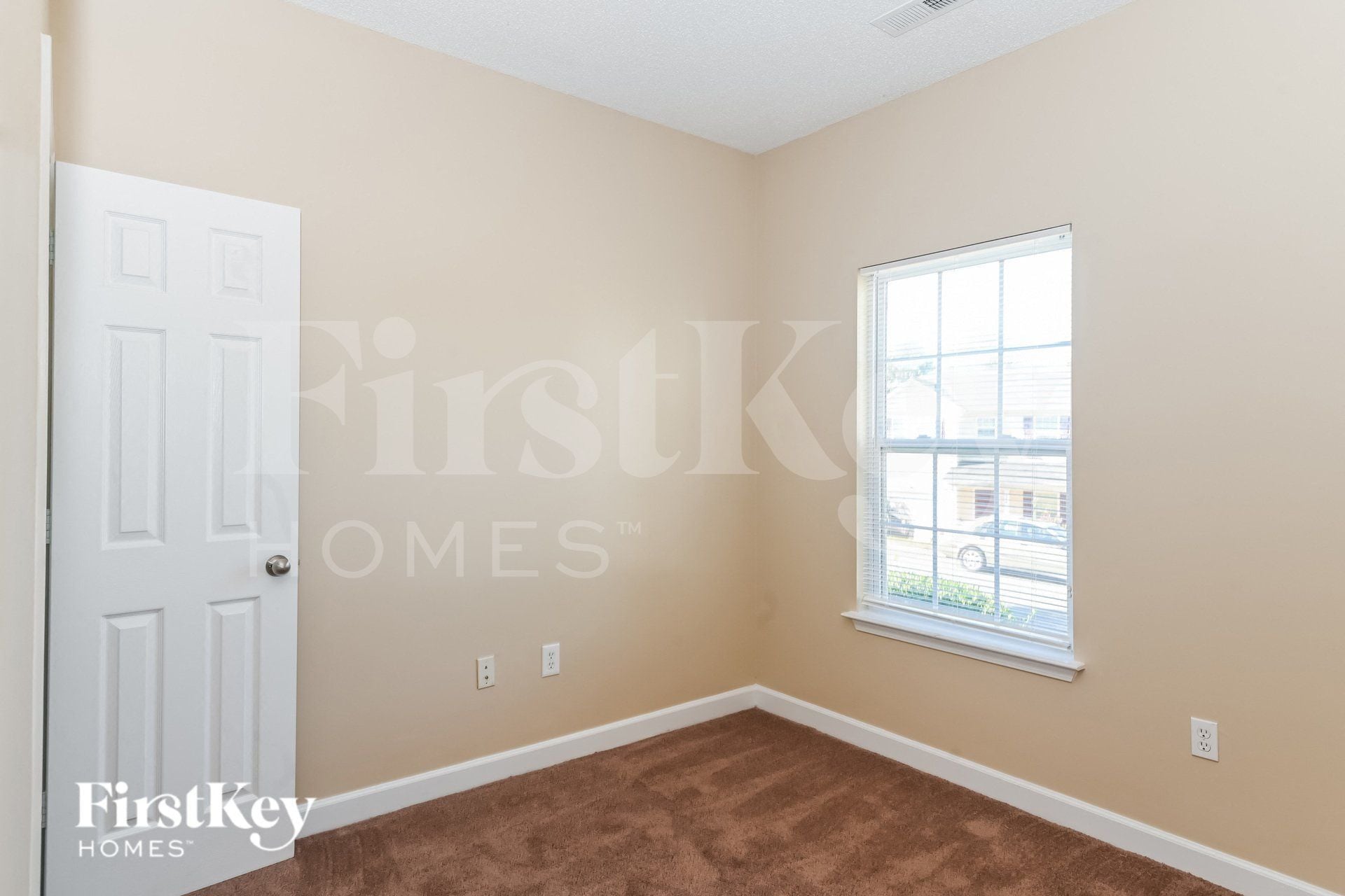 Building Photo - 327 Olde North Church Dr