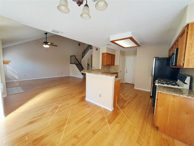 Building Photo - 12917 Steeple-Chase Dr